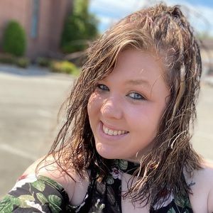 Meet your Posher, Melanie